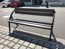 Parková lavička 2